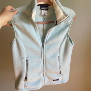 Patagonia mint blue fleece vest